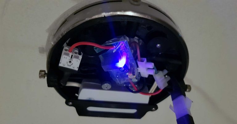 Tuya Smart WiFi switch in krimpfolie, in IKEA kroonluchter